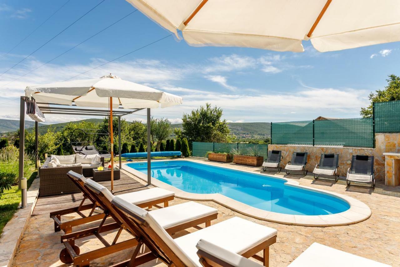 Luxury Villa Nadalina-Dicmo Дугополе Екстериор снимка