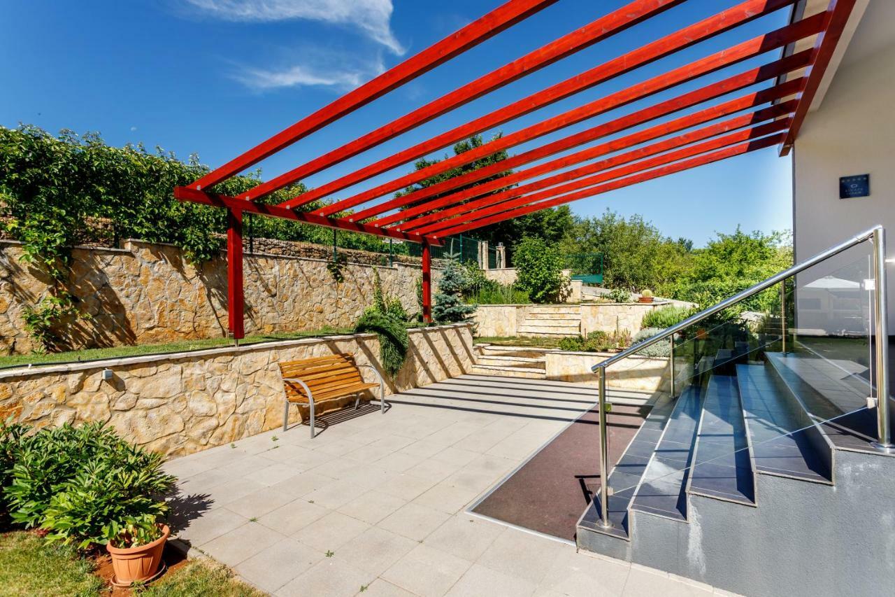 Luxury Villa Nadalina-Dicmo Дугополе Екстериор снимка