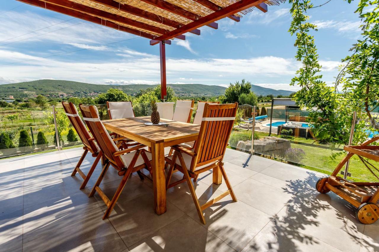 Luxury Villa Nadalina-Dicmo Дугополе Екстериор снимка